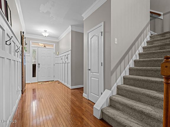 5th image of 55 London Way