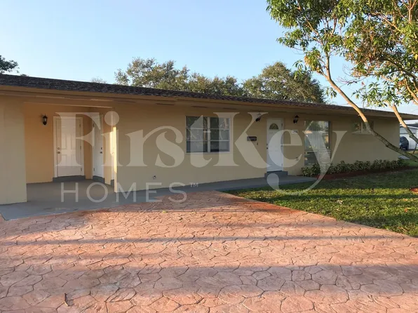 4896 NW 6th Ct, Fort Lauderdale, FL 33317