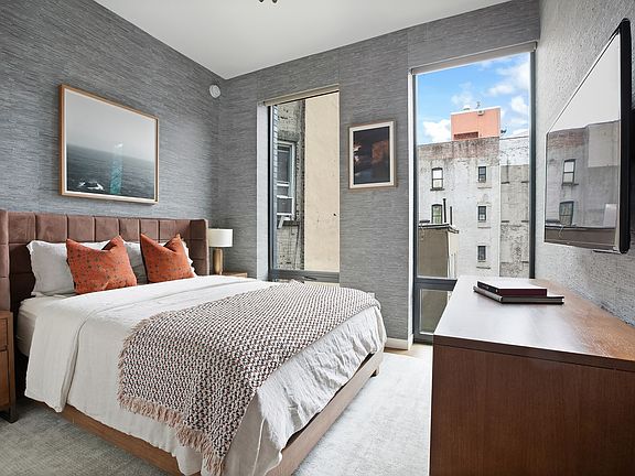 5th image of 287 E Houston St #4C