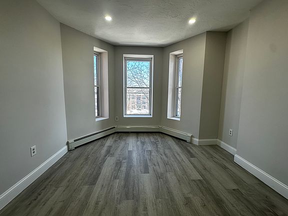 2nd image of 93 Hammond St #4