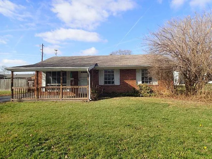 3401 Latonia Rd photo 1