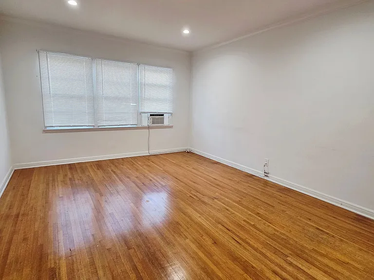 701 S Wilton Pl — Photo 11