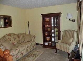 1633 Quail Meadows Dr, Lancaster, OH 43130