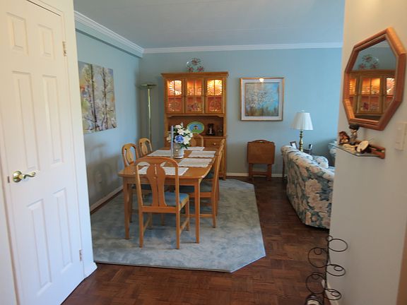 5th image of 370 Central Park Ave APT 5J