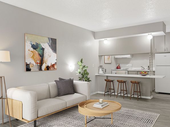 2828 E 11th St #3-43