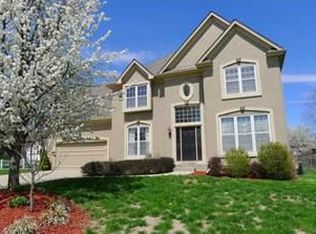 2918 SW 13th Ter, Lees Summit, MO 64081