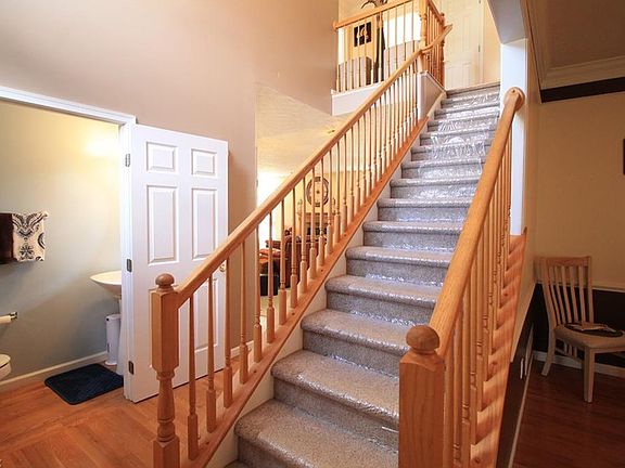 3rd image of 10140 Brushwood Dr