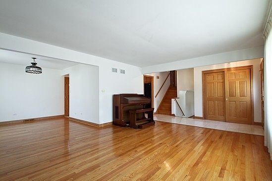 2nd image of 9154 S Crescent Ct