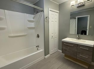 980 Delsea Dr #MM3, Franklinville, NJ 08322