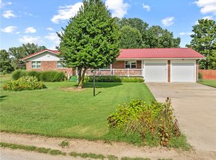 89 Creekview Rd, Harrison, AR 72601