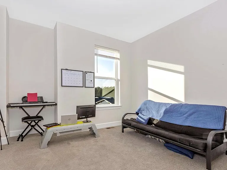 7616 Stemhart Ln — Photo 31