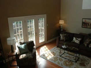 23 Lantern Ln, Wayne, PA 19087