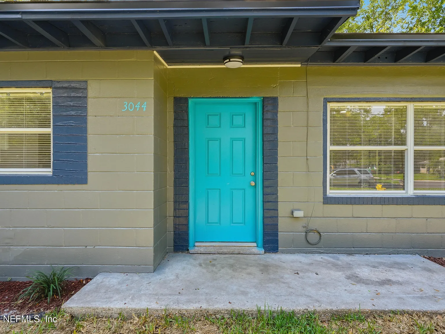 2 bed, 1.0 bath, 852 sqft, $1,350 — Photo 3