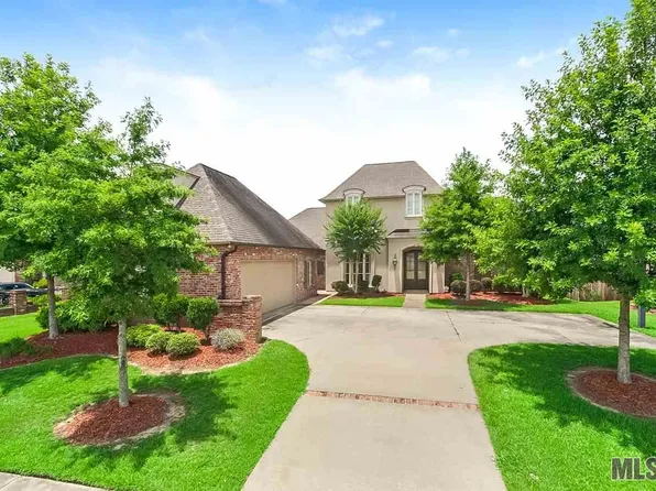 19432 Oak Park Ct, Baton Rouge, LA 70809