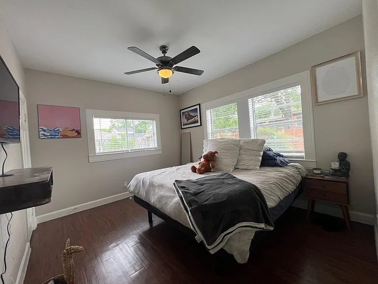 1406 Houston St — Photo 7