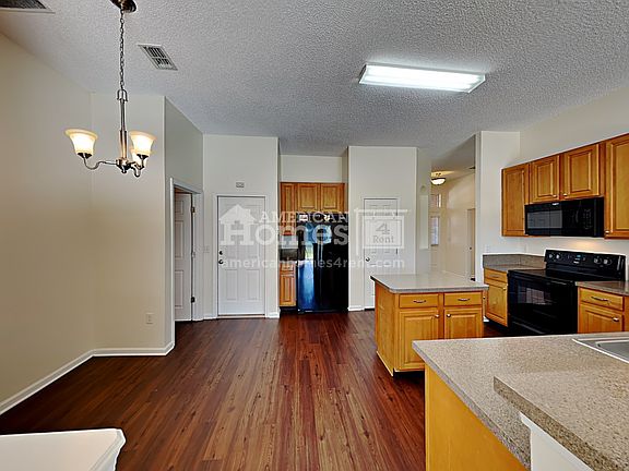 5th image of 2614 Harbor Winds Ct