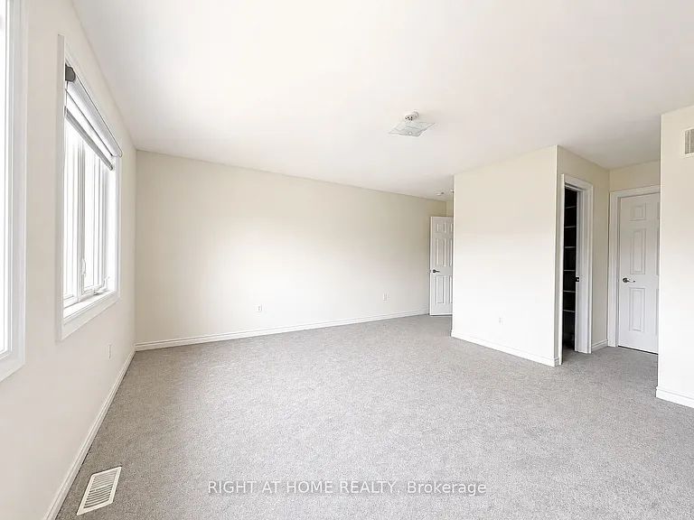 8 Pearl St — Photo 16