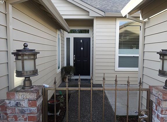 2nd image of 2504 SE Spyglass Dr