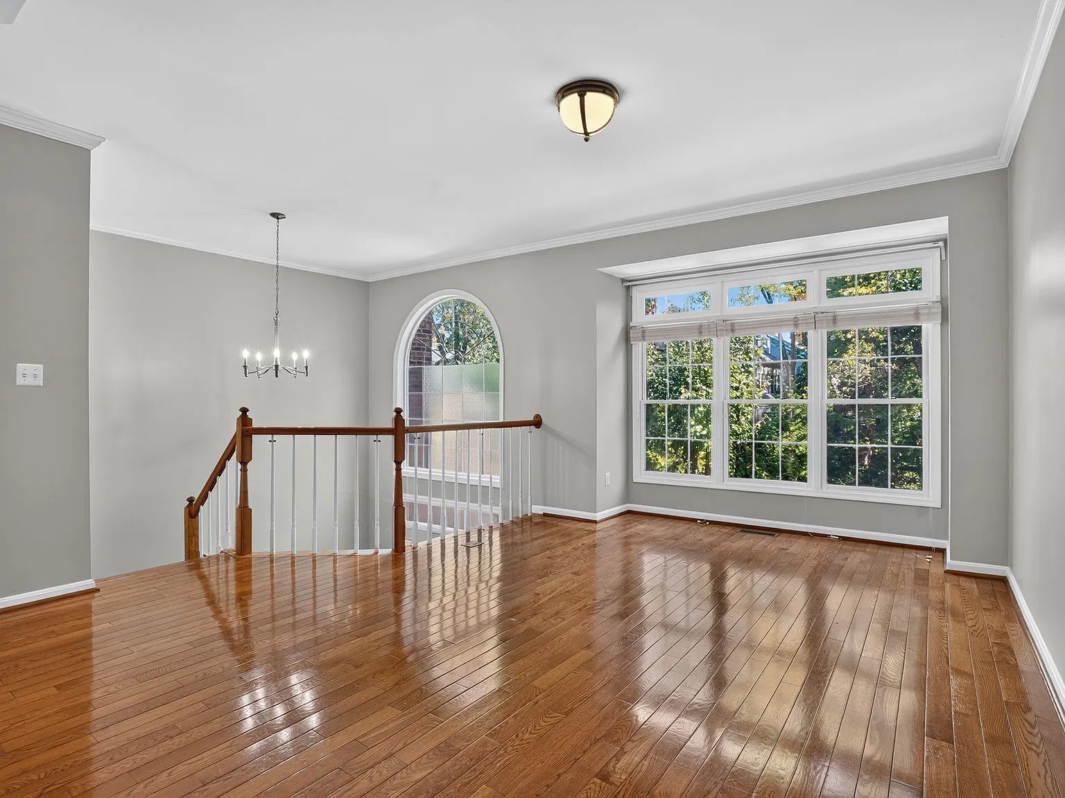 3 bed, 3.5 bath, 2126 sqft, $3,700 — Photo 4