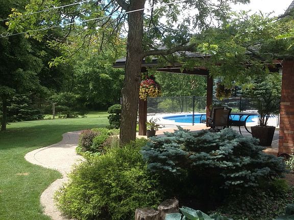 5th image of 4165 Kirk Rd