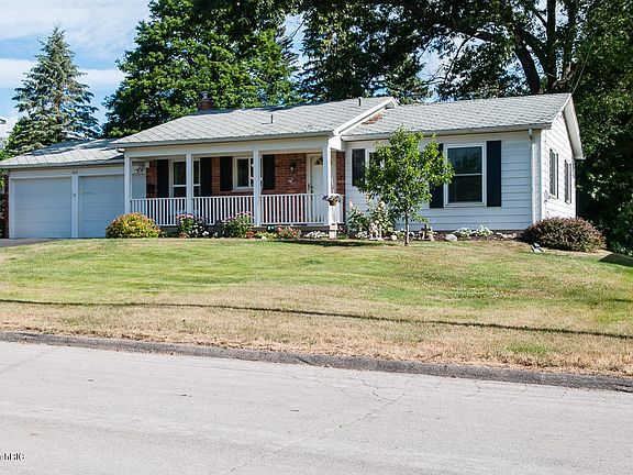 3rd image of 614 Morningside Dr
