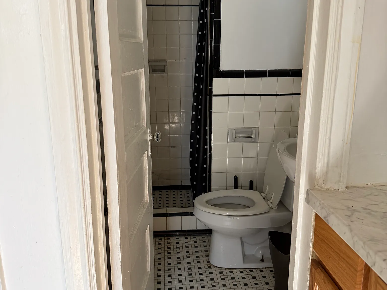 1 bed, 600 sqft, $1,600 — Photo 4