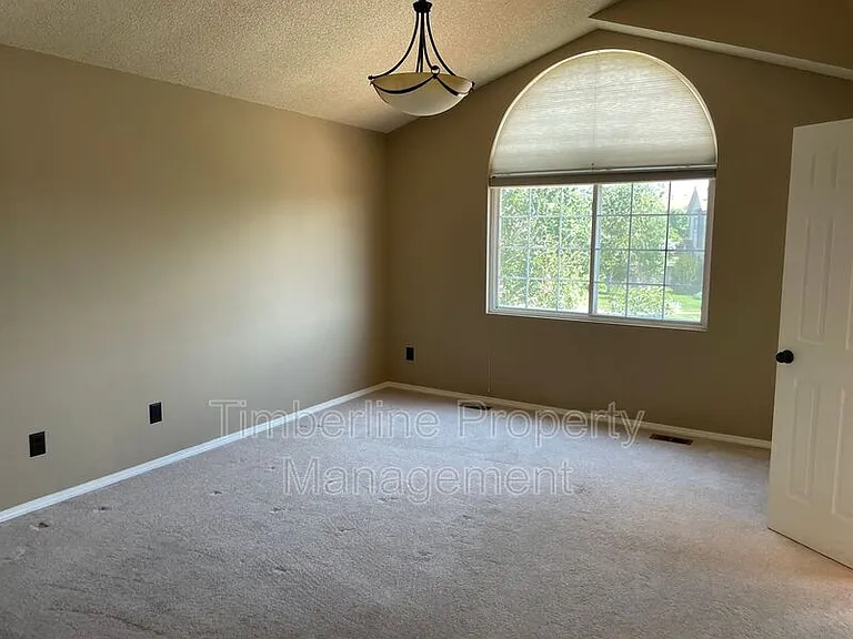 8322 Radcliff Dr — Photo 13