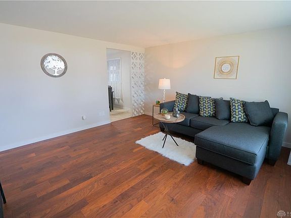 3rd image of 68 Arthur Ave