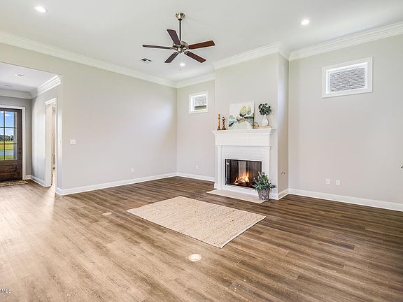 5th image of 108 Forestwood Dr