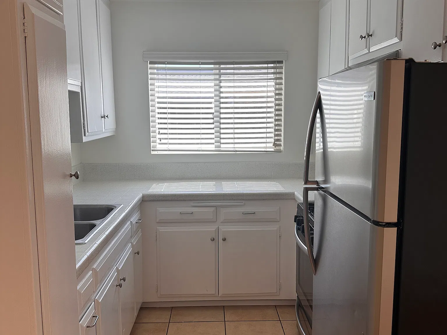 1 bed, 548 sqft, $1,800 — Photo 4