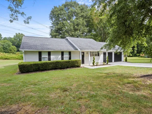910 Walnut Creek Ln, Jonesboro, GA 30238