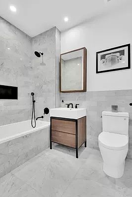4th image of 5-33 48th Ave #2F
