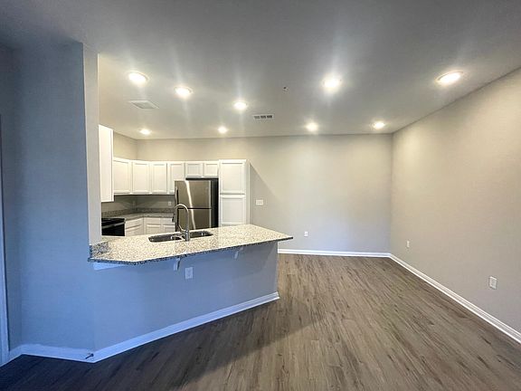 2nd image of 11401 Harp Ln #6114