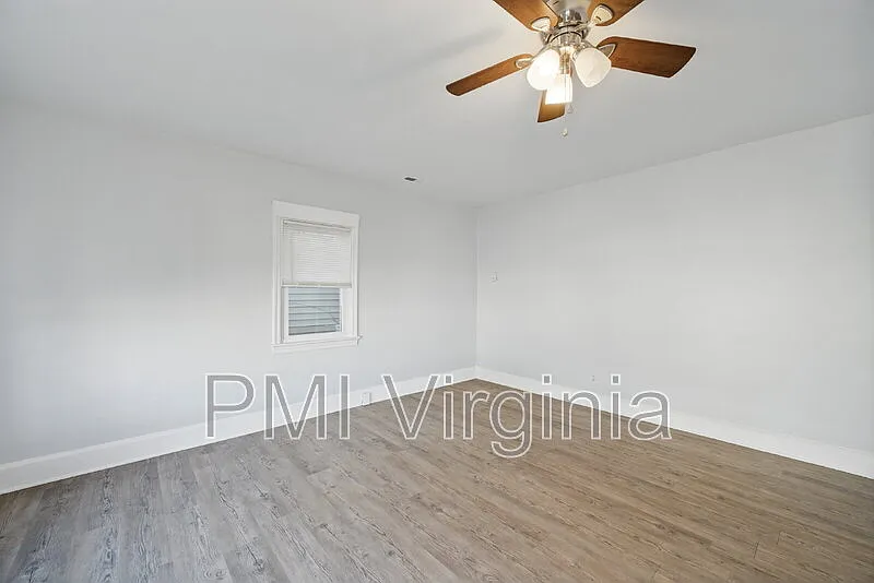 2 bed, 1.0 bath, 970 sqft, $1,295 — Photo 3
