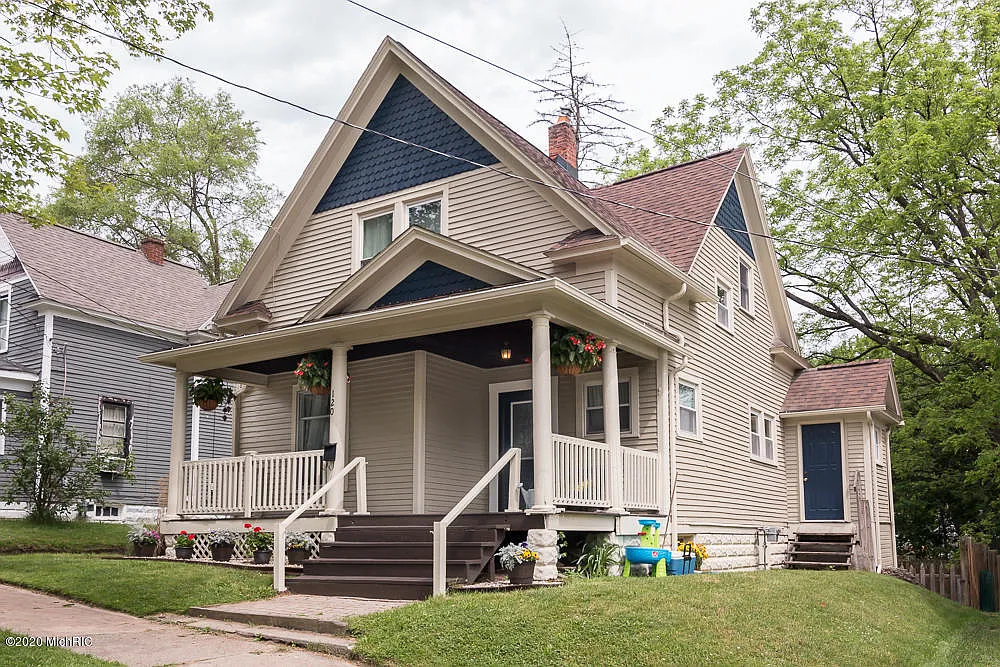 Property photo 3
