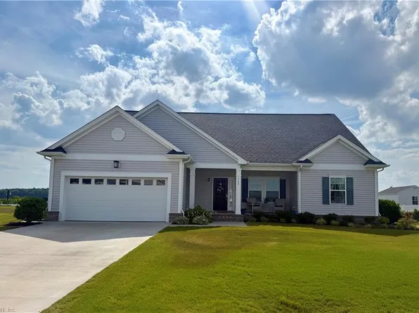 142 Gander Dr, Moyock, NC 27958