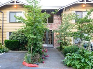 8017 234th St SW, Edmonds, WA 98026