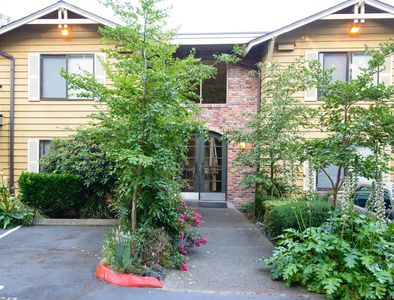 8017 234th St SW APT 316, Edmonds, WA, 98026