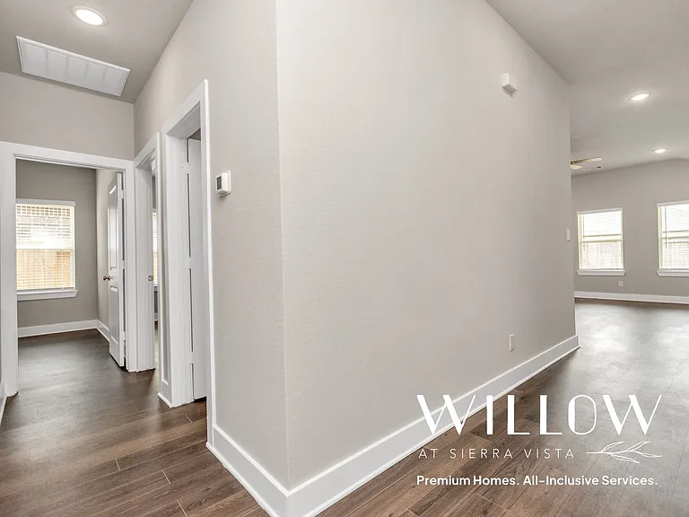 1218 Scarlet Creek Dr — Photo 12