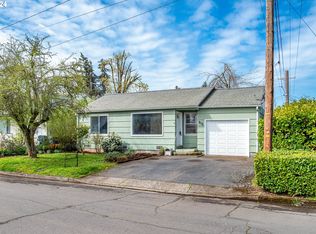 1232 8th St, Springfield, OR 97477
