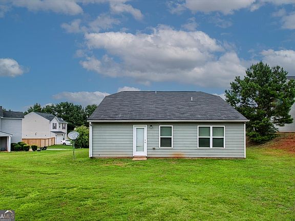 3rd image of 1715 Cheryl Ln