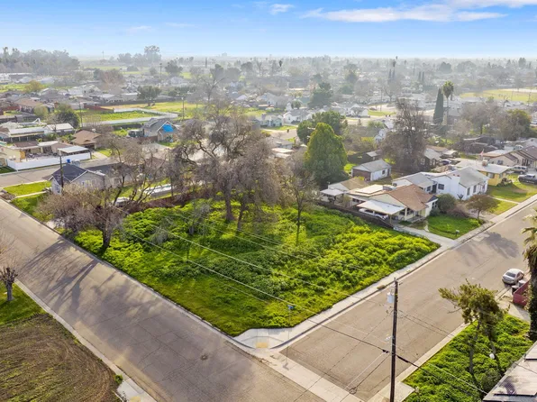 109 Hamlet Street, Lemoore, CA 93245