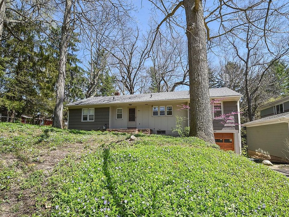 1st image of 801 Hewett Dr