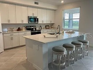 3 bed, 2.0 bath, 1780 sqft, $6,500 — Photo 3