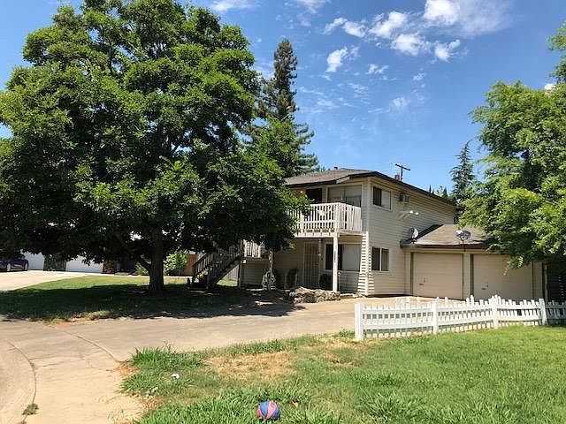 2nd image of 2116 Crane Ct