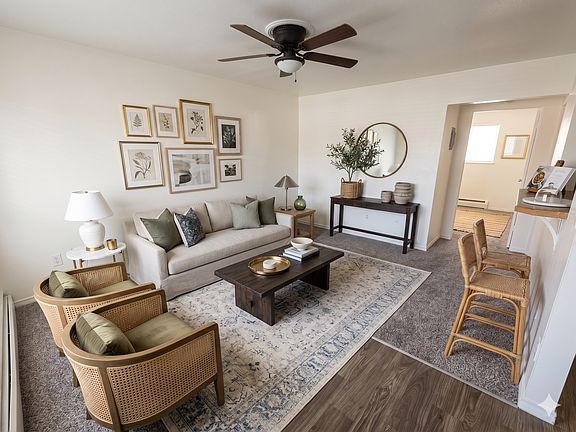 5th image of 2130 E Boulder St #202