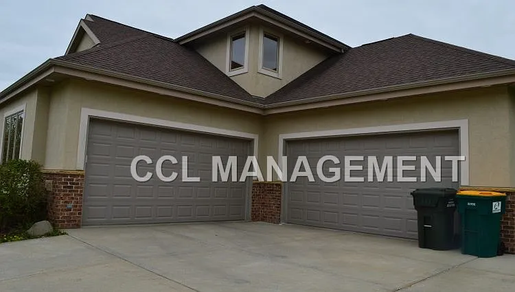 3971 Swoboda Rd — Photo 24