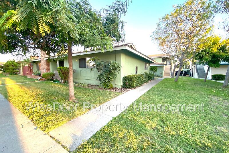 1st image of 3216 W Cabot Dr #4