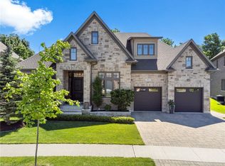 44 Pioneer Ridge Dr, Kitchener, ON N2P0G6