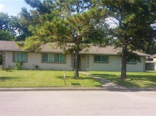 204 Harvey Ave, Baytown, TX 77520